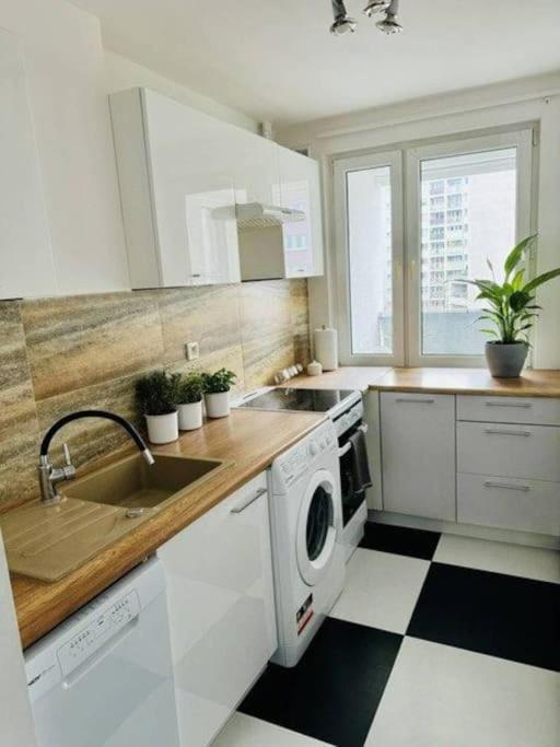 Apartment With Balcony Near Bulwary Wislane Wwa67 وارسو المظهر الخارجي الصورة