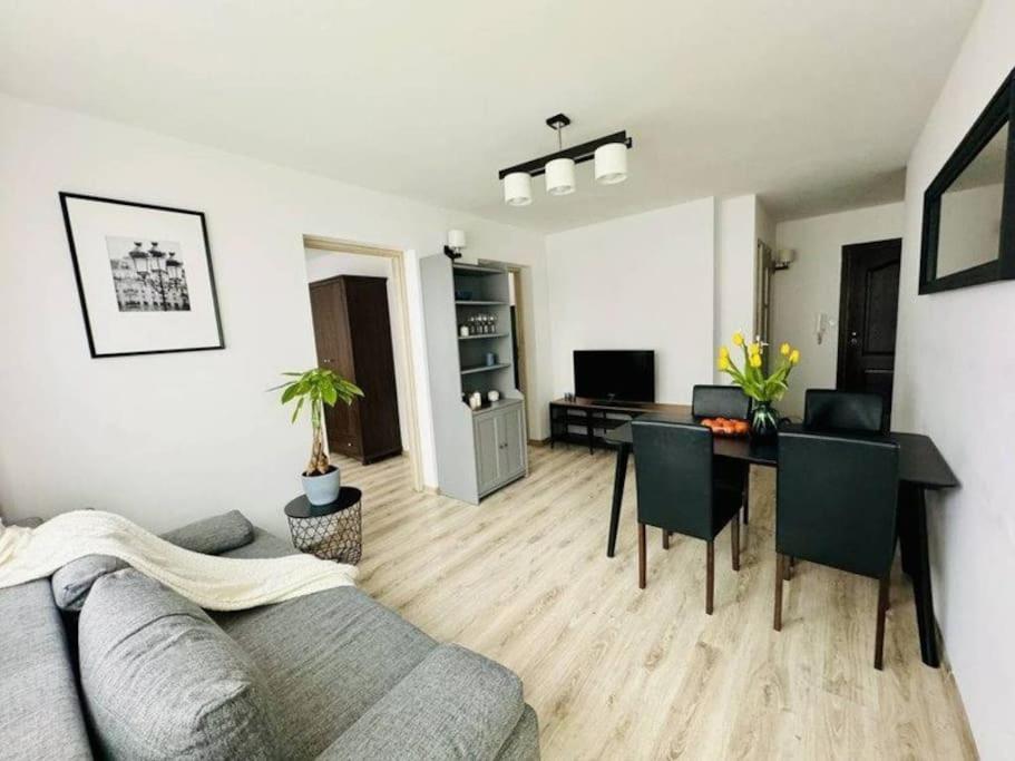 Apartment With Balcony Near Bulwary Wislane Wwa67 وارسو المظهر الخارجي الصورة
